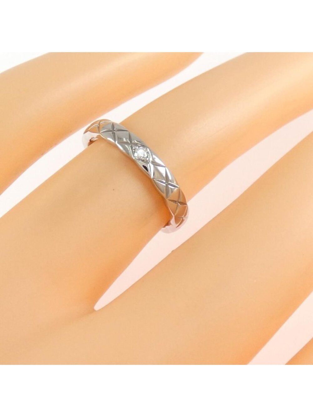 Chanel Coco Crush Small Ring - Picture 5 of 5